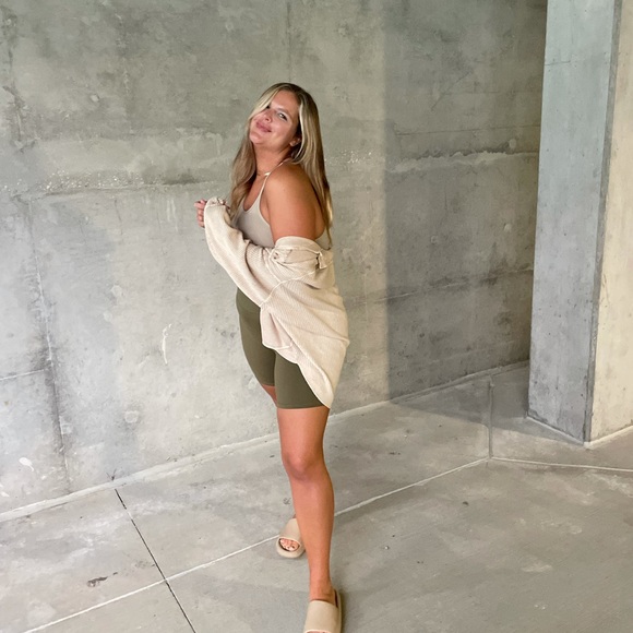 Meet your Posher, Morgan - Picture 2 of 3